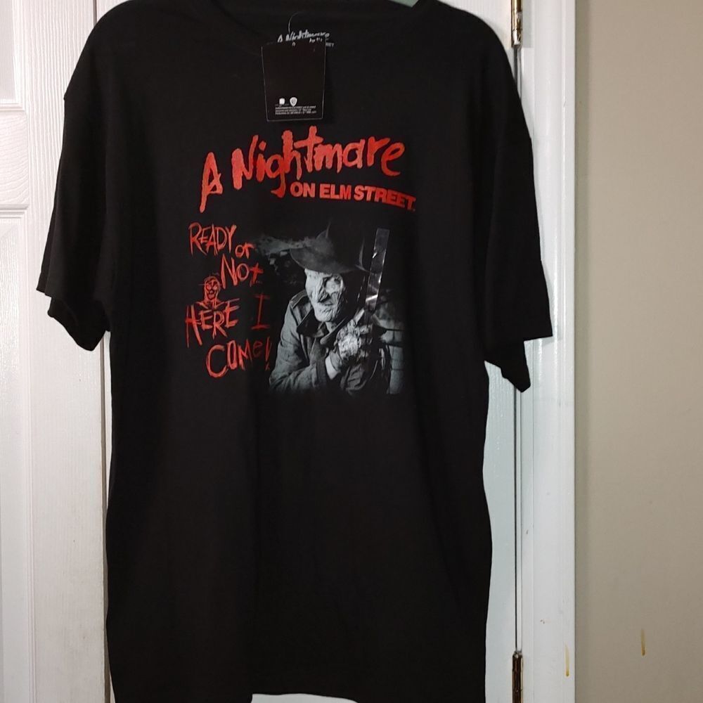 A Nightmare on Elm  Street Tshirt Ready or Not Here I Come  Sz L NWT